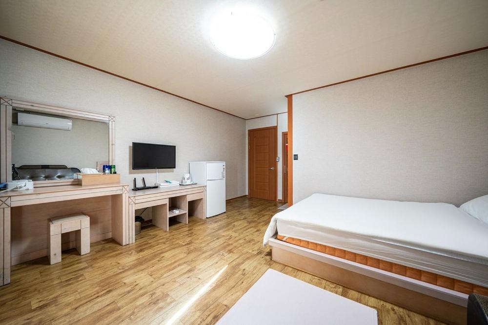 Oceanview Resortel Boryeong Exterior foto