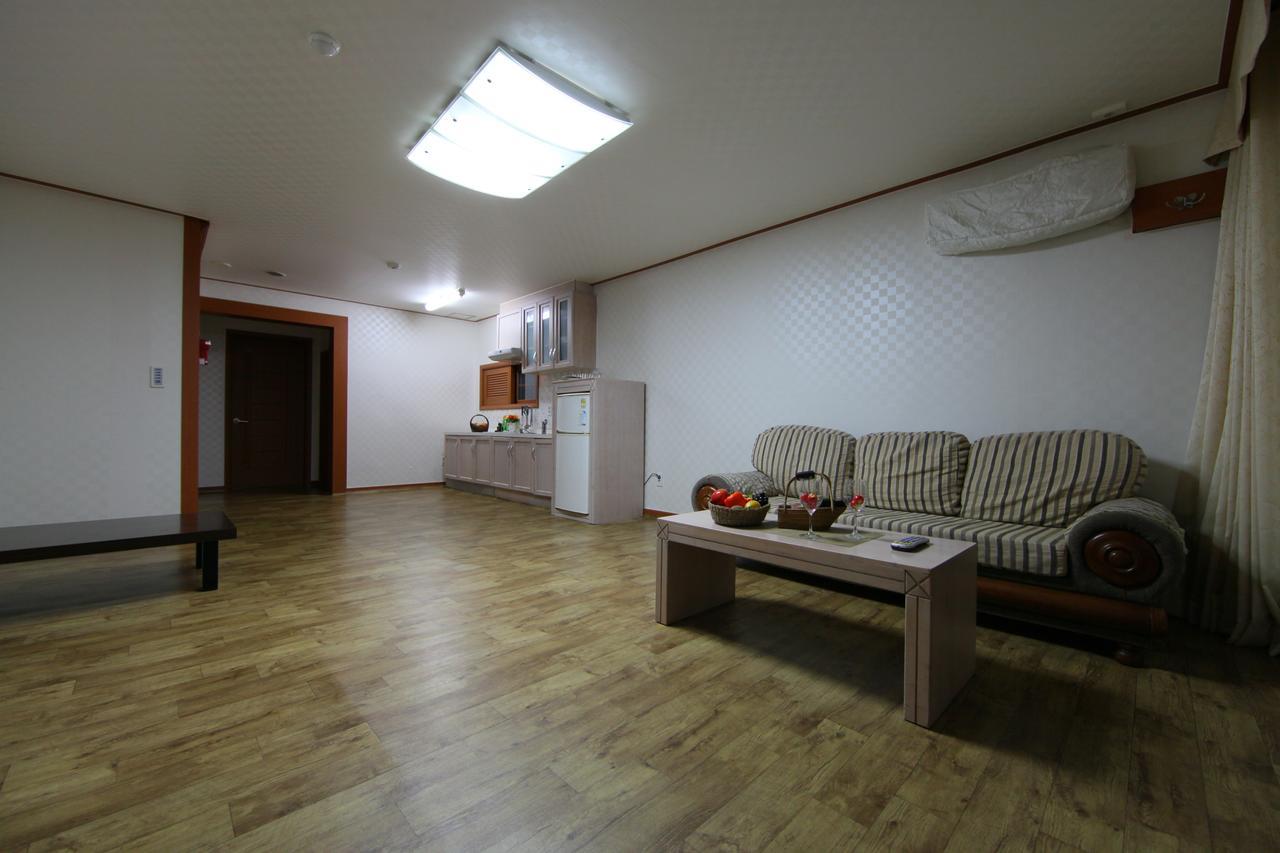 Oceanview Resortel Boryeong Exterior foto
