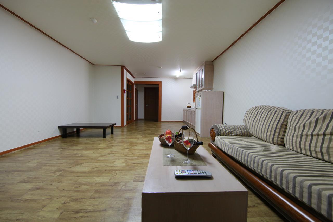 Oceanview Resortel Boryeong Exterior foto